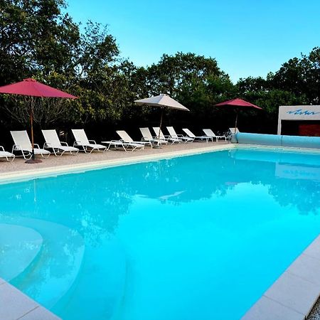Hotel Les Persedes Lavilledieu  Экстерьер фото