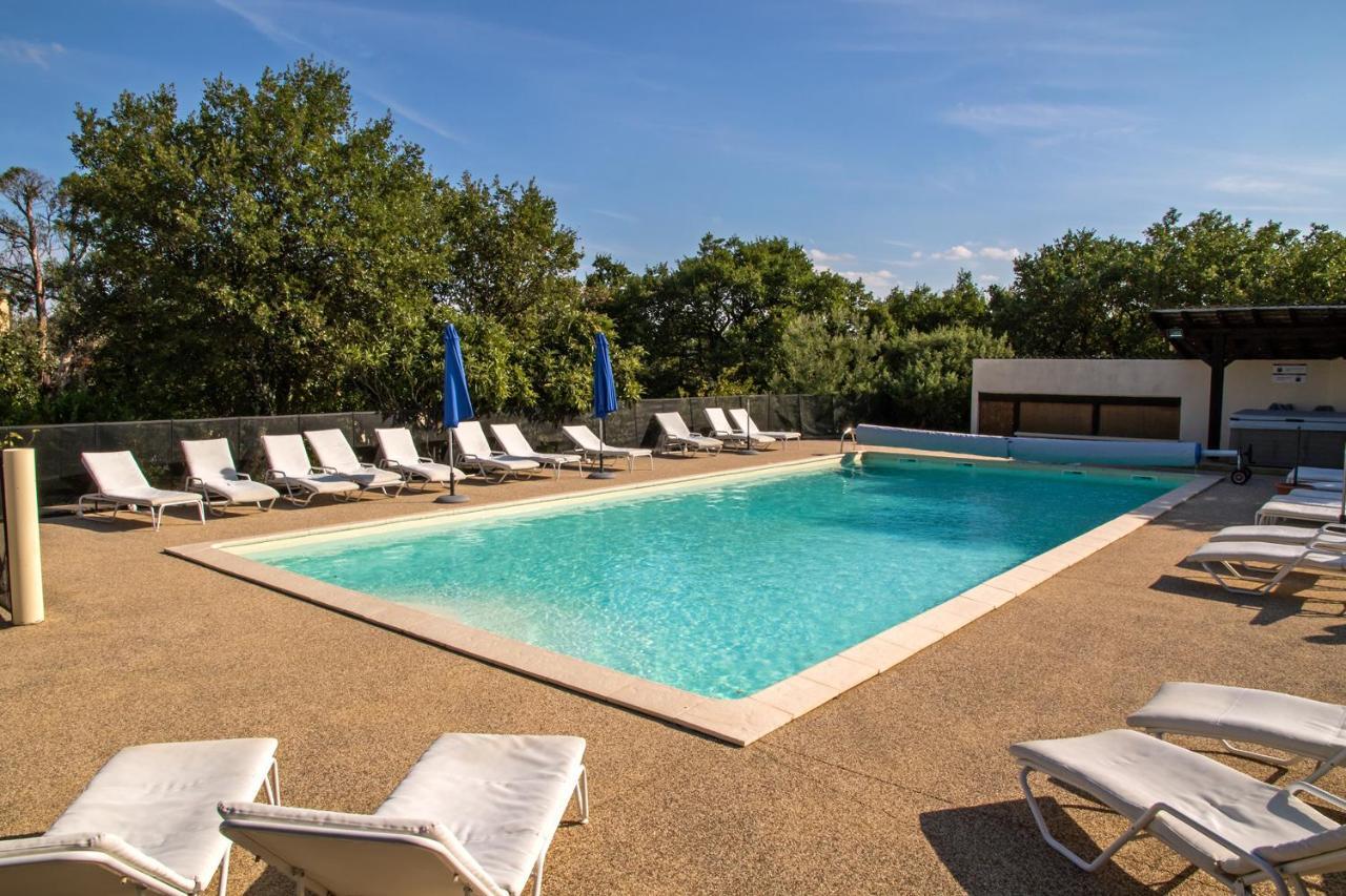 Hotel Les Persedes Lavilledieu  Экстерьер фото